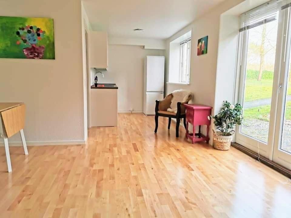 5 Minute Walk To Lego House-70M2 Apartment With Garden-Unit C บิลลุนด์ ภายนอก รูปภาพ